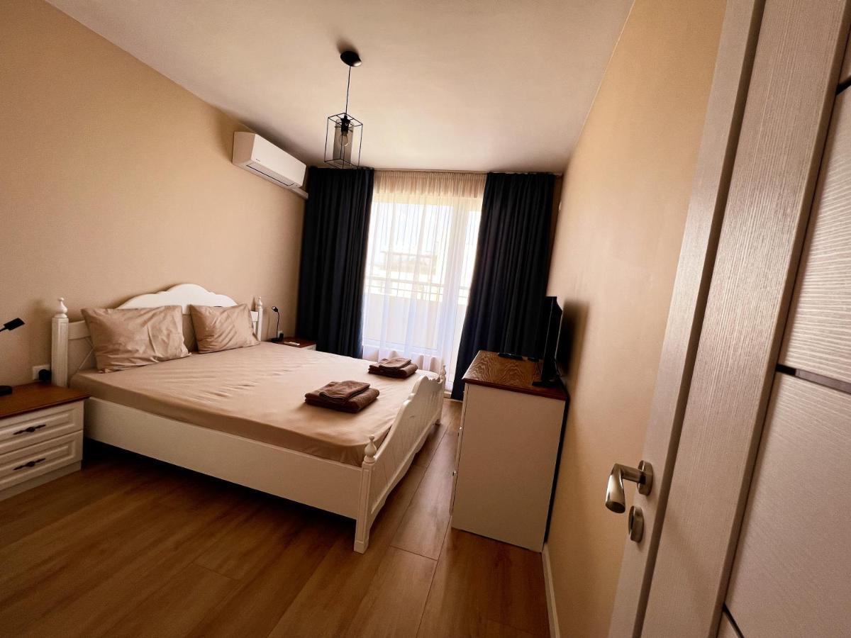 Emerald Suite With Private Parking Βάρνα Εξωτερικό φωτογραφία